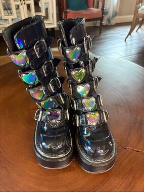 Demonia EMILY-330 Black Hologram Boots Sized 8 but fit like 7 ( 10.5” length)
